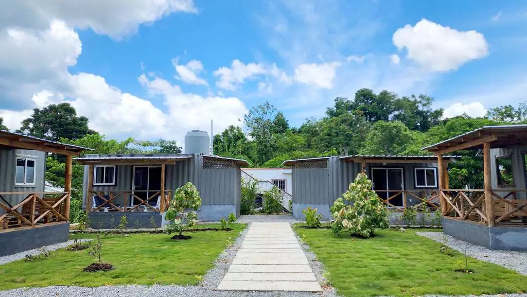 Kery Villas In Container