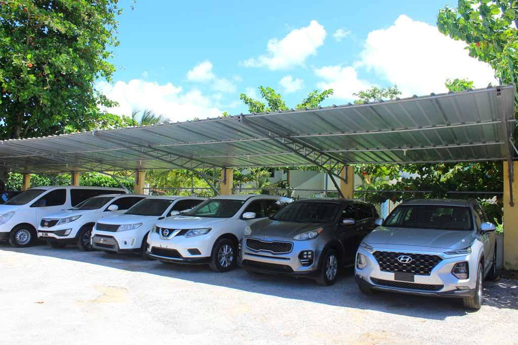 D'Leon Rent a Car & Motors • Rent a car • Las Terrenas • Samaná